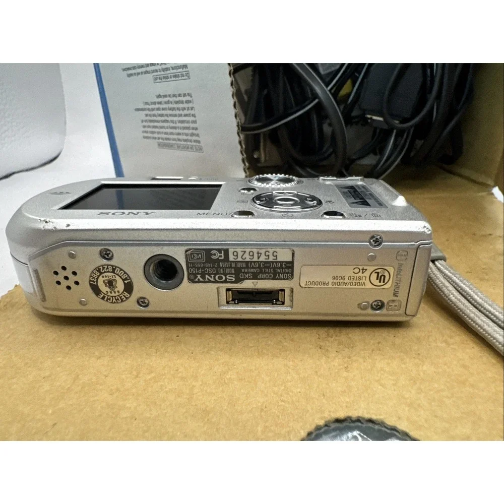 Sony Cybershot DSC-P150 7.2MP Digital Camera w/ Oem Charger Tested